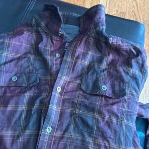 Swiss tech Button Up